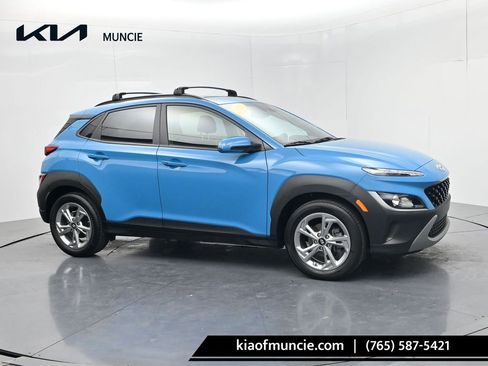Used 2023 Hyundai Kona SEL FWD image 1