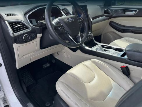 Used 2021 Ford Edge Titanium w/ Equipment Group 301A image 7