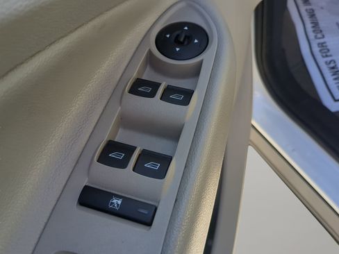 Used 2014 Ford Escape SE image 46