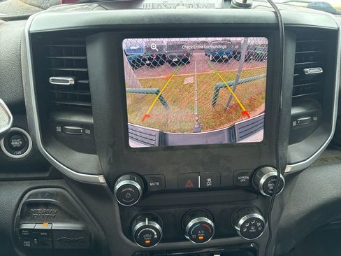 Used 2022 RAM 2500 Big Horn image 26