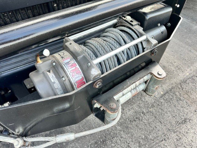Used 2009 Ford F550 2WD Regular Cab Super Duty image 25