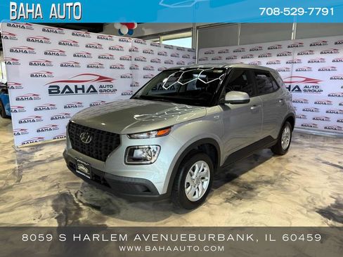 Used 2021 Hyundai Venue SE FWD image 1