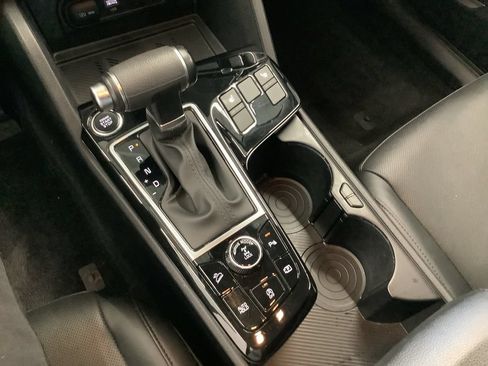 Certified 2024 Kia Sportage EX AWD/4WD image 19