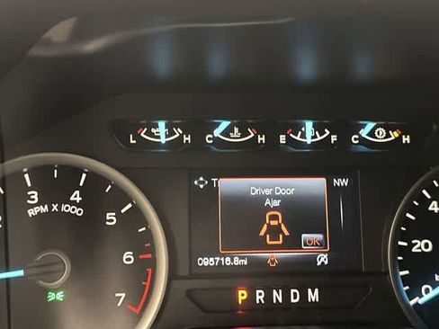 Used 2018 Ford F150 XLT w/ Equipment Group 302A Luxury image 16