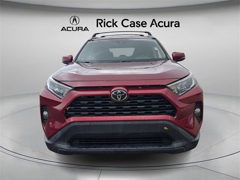 Used 2019 Toyota RAV4 XLE image 4