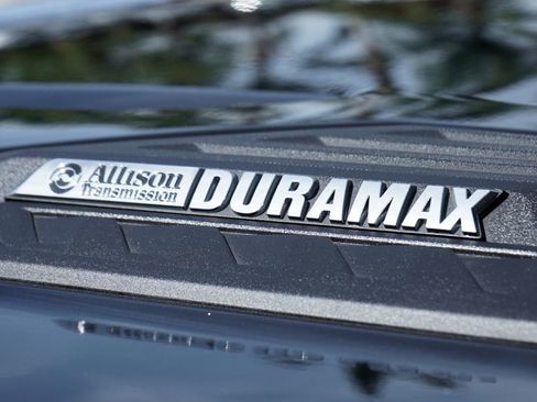 Used 2024 Chevrolet Silverado 2500 LTZ w/ LTZ Premium Package AWD/4WD image 49