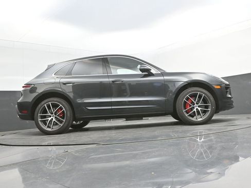 New 2026 Porsche Macan S image 35