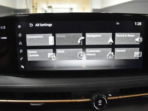 Certified 2023 Nissan Ariya AWD/4WD image 25