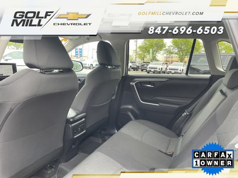 Used 2024 Toyota RAV4 XLE FWD image 27