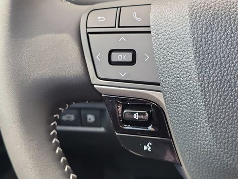 New 2026 Toyota Camry SE w/ Convenience Package FWD image 9
