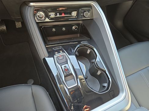 Certified 2025 Audi Q5 Premium w/ Convenience Package image 22