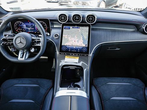 New 2026 Mercedes-Benz GLC 43 AMG 4MATIC image 10