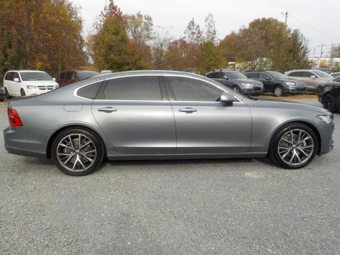Used 2018 Volvo S90 T5 Momentum image 6