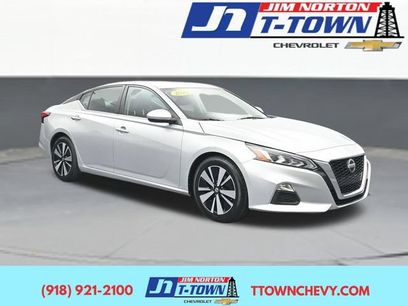 Used 2022 Nissan Altima 2.5 SV