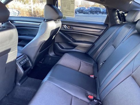 Used 2021 Honda Accord Sport image 16