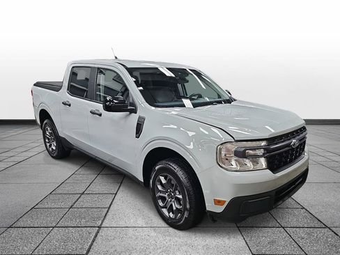 Used 2024 Ford Maverick XLT w/ XLT Luxury Package image 3