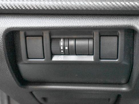 Used 2024 Subaru Crosstrek 2.5i Sport image 17