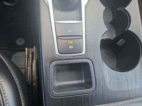 Used 2024 Ford Escape Platinum AWD/4WD image 30