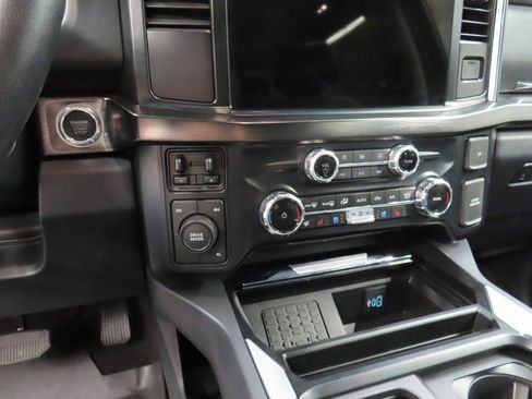 Used 2024 Ford F450 Lariat w/ Chrome Package image 70