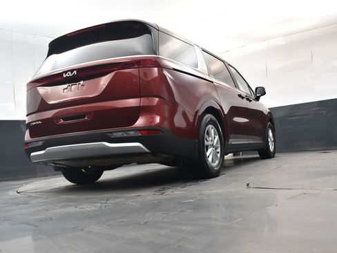 Certified 2024 Kia Carnival LX image 27