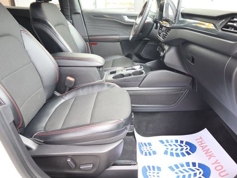 Used 2023 Ford Escape ST-Line Elite image 17