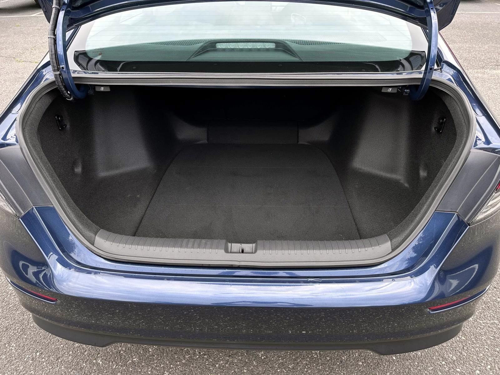 Used 2024 Honda Accord EX image 7