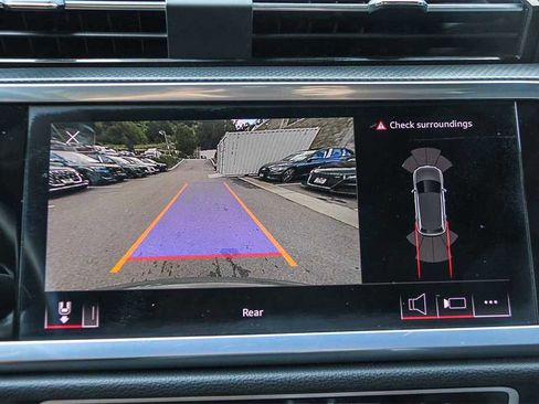 Used 2022 Audi Q3 2.0T Premium Plus w/ Premium Plus Package image 23