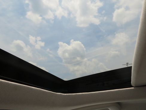 Used 2015 Ford Focus SE w/ Interior Protection Package image 30