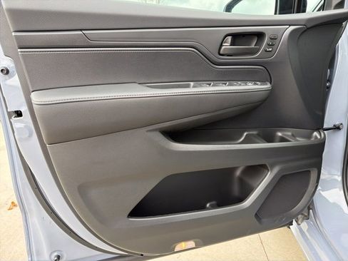 New 2026 Honda Odyssey Sport-L image 18