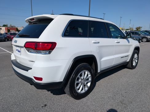 Used 2021 Jeep Grand Cherokee Laredo X AWD/4WD image 5