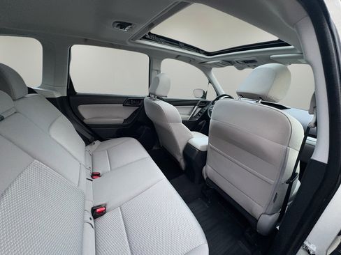 Used 2016 Subaru Forester 2.5i Premium image 29