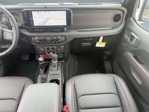 New 2026 Jeep Wrangler Unlimited Rubicon 392 image 24