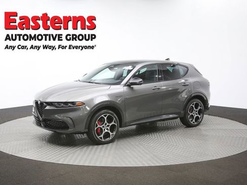 Used 2024 Alfa Romeo Tonale Veloce w/ Active Assist Package AWD/4WD image 54