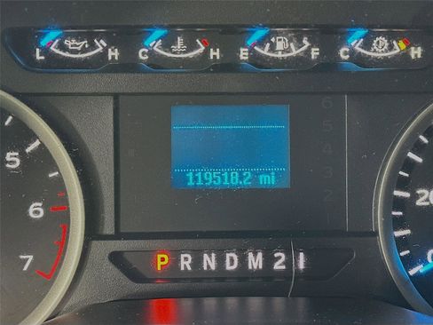 Used 2016 Ford F150 XLT image 13