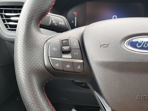 Used 2023 Ford Escape ST-Line w/ Tech Pack #1 AWD/4WD image 26