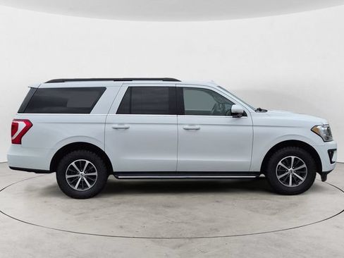 Used 2019 Ford Expedition Max XLT w/ Equipment Group 202A AWD/4WD image 4