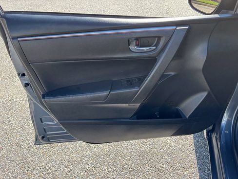 Used 2015 Toyota Corolla S FWD image 13