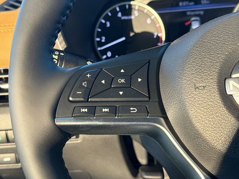 New 2025 Nissan Sentra SV image 19