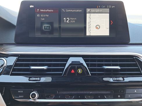 Used 2018 BMW 530i image 23