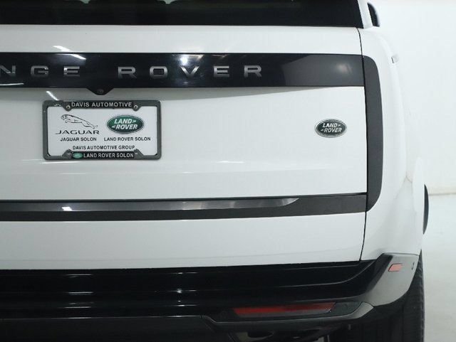 Certified 2023 Land Rover Range Rover SE AWD/4WD image 45