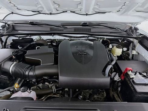 Used 2022 Toyota Tacoma SR5 image 29