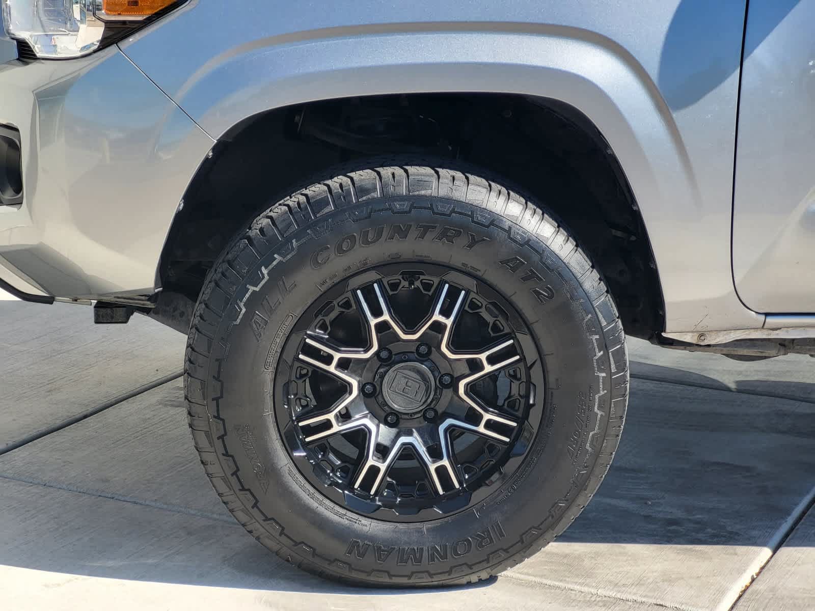 Used 2023 Toyota Tacoma SR5 RWD image 8