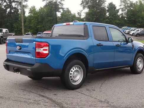 New 2025 Ford Maverick XL w/ Equipment Group 102A image 7