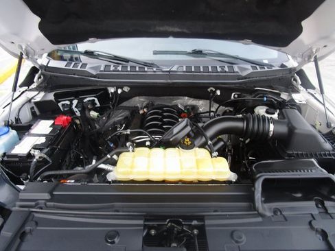 Used 2020 Ford F150 Lariat w/ Equipment Group 502A Luxury image 9