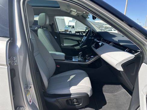 Used 2023 Land Rover Range Rover Evoque SE AWD/4WD image 28