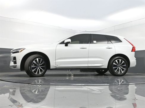 Used 2023 Volvo XC60 B5 Plus w/ Protection Package Premier image 25