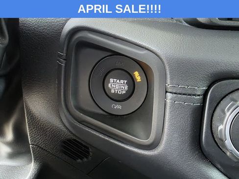 Used 2025 Jeep Gladiator Mojave w/ Convenience Group image 25