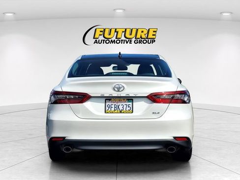 Used 2023 Toyota Camry XLE FWD image 5