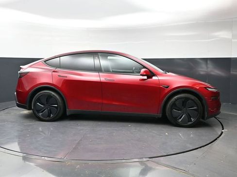 Used 2026 Tesla Model Y Long Range AWD/4WD image 4