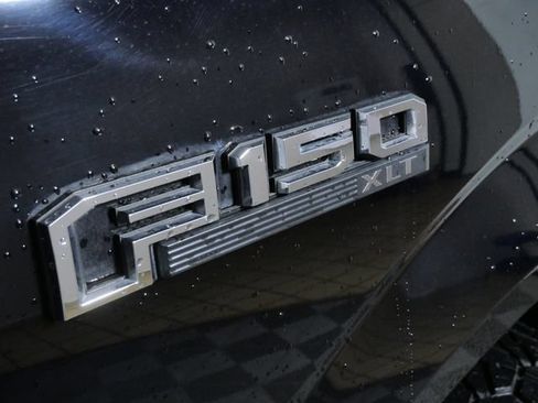 Used 2017 Ford F150 XLT w/ Equipment Group 302A Luxury AWD/4WD image 7